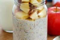 Cozy Apple Pie Overnight Oats