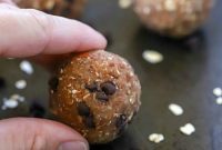 Protein-Packed Chocolate Almond Energy Bites