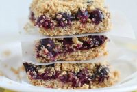 Wholesome Blueberry Streusel Bars