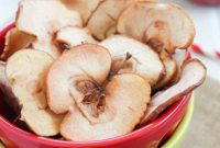 Crispy Baked Apple Chips