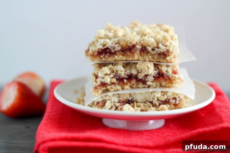 Strawberry Oatmeal Dessert Bars Delicious Homemade Strawberry Oatmeal Bars