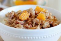 Slow Cooked Peach and Oat Delight